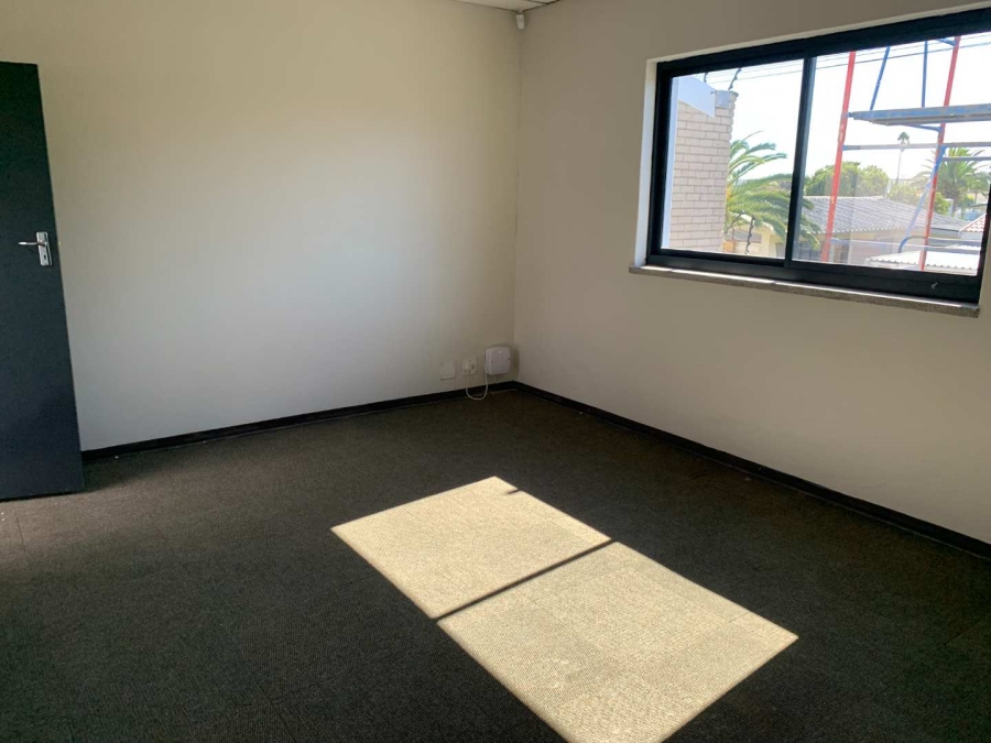 To Let commercial Property for Rent in Beaconvale Western Cape